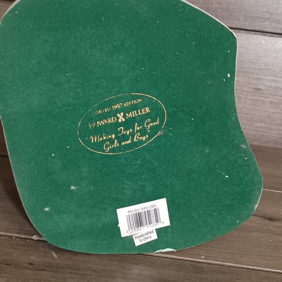 Vintage Howard Miller Making Toys For Good Girls and Boys Sculpture 1997 - Picture 10 of 13